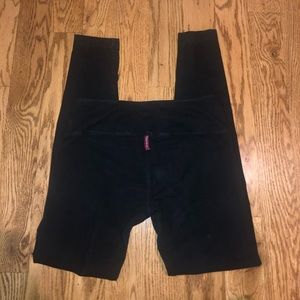 Hard Tail leggings in plain black